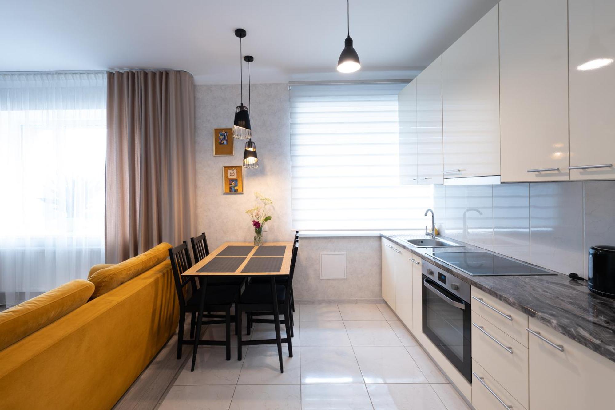 Centra Apartamenti Eliza Лимбажи Екстериор снимка